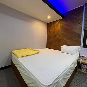 hostel-maldives.hotelsinbusan.com/