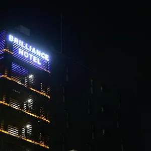 Brilliance 日本
