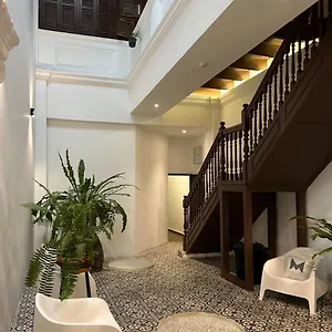 The Magazine Boutique 4* George Town