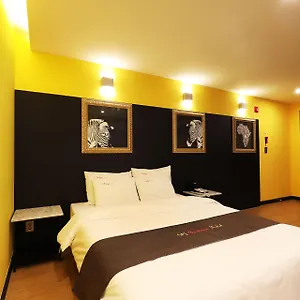 sm-boutique.hotelofseoul.com/