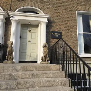Pembroke Hall 3* Dublin