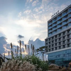Nest Hotel